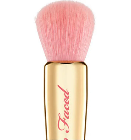 Too Faced Diamond Light Highlighting Brush